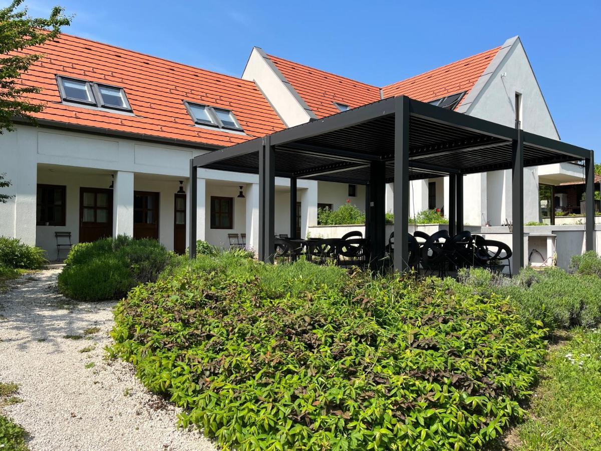Villa Szent Jakab Vászoly Kültér fotó